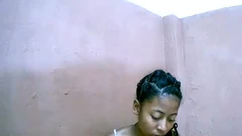 joliekah27 online show from 1, 2, 2025