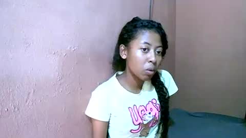 joliekah27 online show from 25, 2, 2025