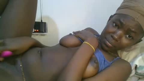 jollynabeb online show from 18, 9, 2025