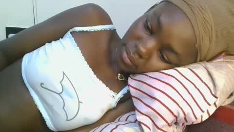 jollynabeb online show from 2, 10, 2025