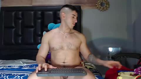 jonathancast08 online show from 19, 2, 2025