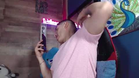 jonathancast08 online show from 4, 10, 2025