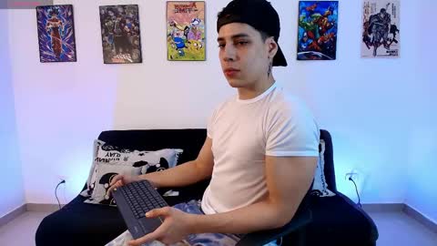 Snapshot of jonathanjoestar_ chatting on 25, 4, 2026 Instagram jonathanfit14 online show from 25, 4, 2026