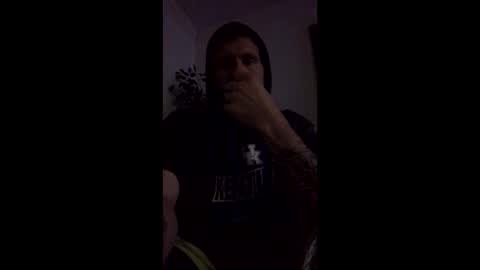 Snapshot of jonjon381840646 chatting on 4, 12, 2025 jonjon381840646 online show from 4, 12, 2025