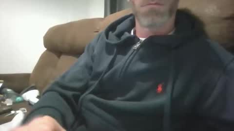 Snapshot of jonlow1 chatting on 18, 4, 2026 jonlow1 online show from 18, 4, 2026
