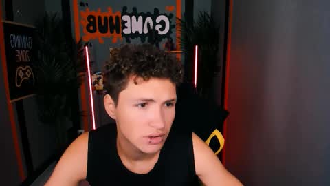 Snapshot of jonny_dark chatting on 17, 10, 2025 Jonny online show from 17, 10, 2025