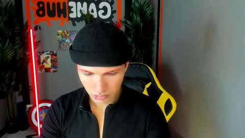 Snapshot of jonny_dark chatting on 7, 11, 2025 Jonny online show from 7, 11, 2025