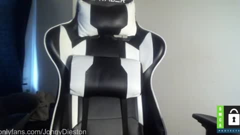 Snapshot of jonnydieston777 chatting on 28, 12, 2024 JonnyDieston online show from 28, 12, 2024