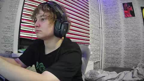 Snapshot of jonnymyloka chatting on 29, 12, 2024 JONNY online show from 29, 12, 2024