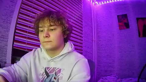 Snapshot of jonnymyloka chatting on 29, 12, 2024 JONNY online show from 29, 12, 2024