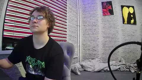 Snapshot of jonnymyloka chatting on 30, 12, 2024 JONNY online show from 30, 12, 2024