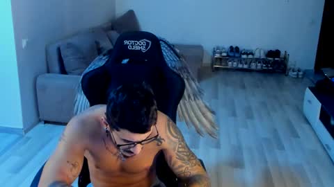 jonnyporn1 online show from 3, 10, 2025