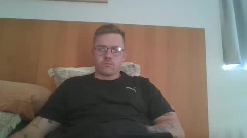 jonoy1995 online show from 26, 2, 2025