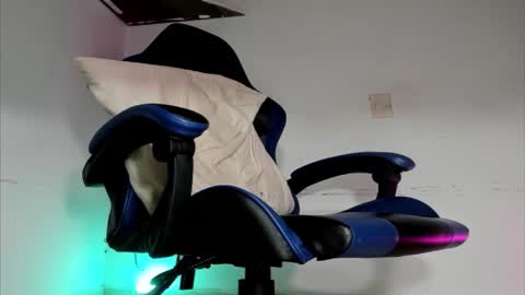 jordan33blake online show from 5, 12, 2025