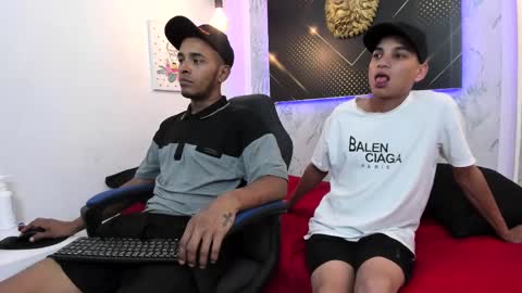 Snapshot of jordanandandrew chatting on 17, 2, 2025 jordanandandrew online show from 17, 2, 2025