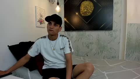 Snapshot of jordanandandrew chatting on 9, 3, 2025 jordanandandrew online show from 9, 3, 2025
