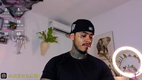 Snapshot of jordansmiith_ chatting on 17, 10, 2025 Jordan Smith online show from 17, 10, 2025