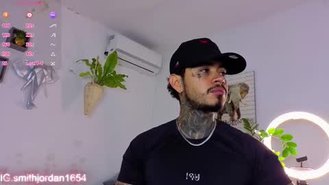 Snapshot of jordansmiith_ chatting on 29, 11, 2025 Jordan Smith online show from 29, 11, 2025