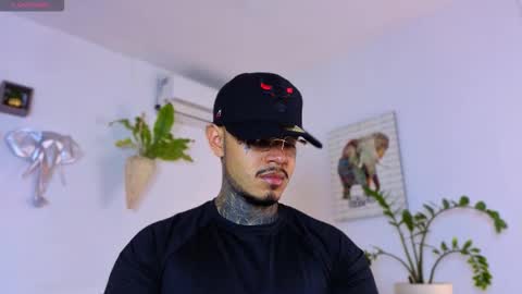 Snapshot of jordansmiith_ chatting on 16, 12, 2025 Jordan Smith online show from 16, 12, 2025