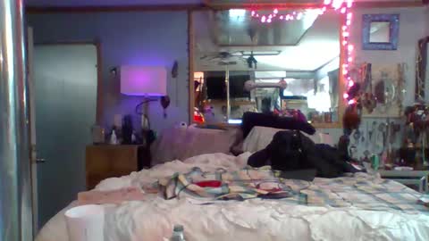 Joey  Amy online show from 19, 2, 2026