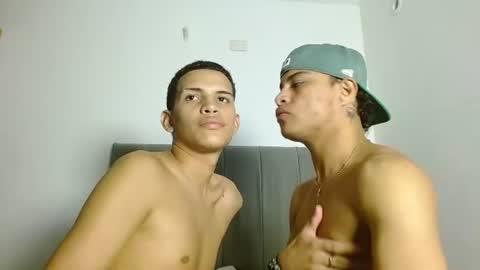 JOSE AND DANIEL online show from 23, 6, 2026