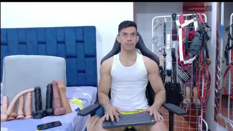 jose_rumbero91 online show from 8, 5, 2026