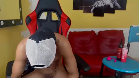 jose_sexycumm online show from 17, 1, 2025