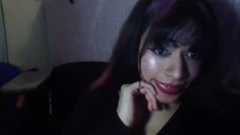 Josefa Lasumi  online show from 26, 11, 2025