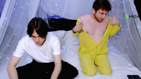 joseph_bear_ online show from 17, 9, 2025