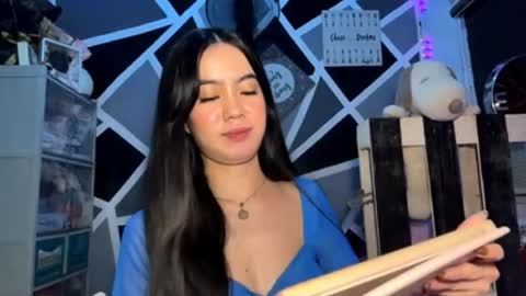 Violet online show from 4, 5, 2026