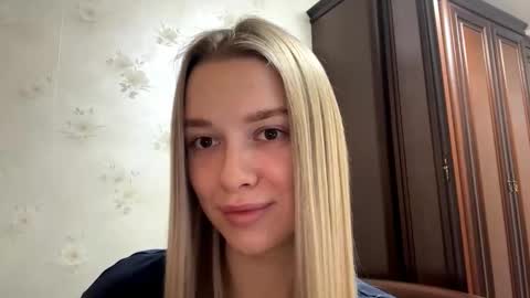 Snapshot of josephstahnke chatting on 27, 11, 2025 Anessa online show from 27, 11, 2025