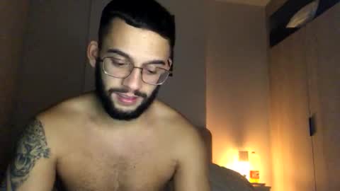 Snapshot of josh_xo chatting on 10, 9, 2025 josh_xo online show from 10, 9, 2025