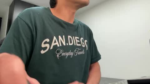 Snapshot of josheli chatting on 19, 2, 2025 Nicolas online show from 19, 2, 2025