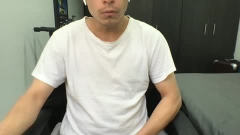 Snapshot of josheli chatting on 26, 2, 2025 Nicolas online show from 26, 2, 2025