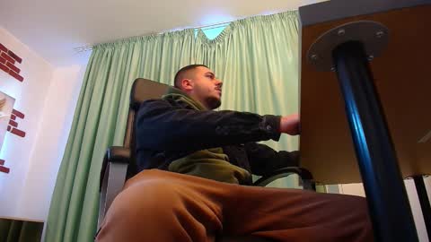 Snapshot of joshknights chatting on 28, 9, 2025 JoshKnight online show from 28, 9, 2025