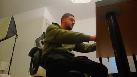 Snapshot of joshknights chatting on 6, 10, 2025 JoshKnight online show from 6, 10, 2025