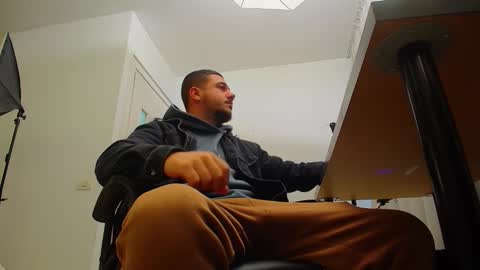 Snapshot of joshknights chatting on 7, 10, 2025 JoshKnight online show from 7, 10, 2025