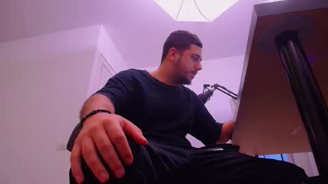 Snapshot of joshknights chatting on 23, 10, 2025 JoshKnight online show from 23, 10, 2025