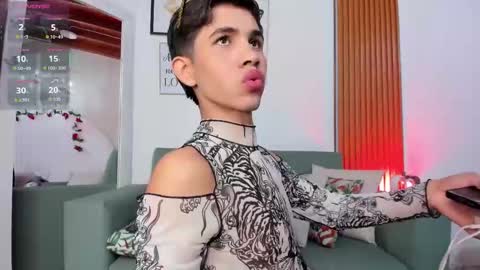 Snapshot of joshua_sanz chatting on 29, 9, 2025 Joshua Sanz online show from 29, 9, 2025