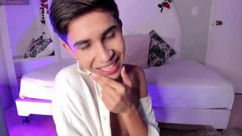 Snapshot of joshua_sanz chatting on 1, 10, 2025 Joshua Sanz online show from 1, 10, 2025