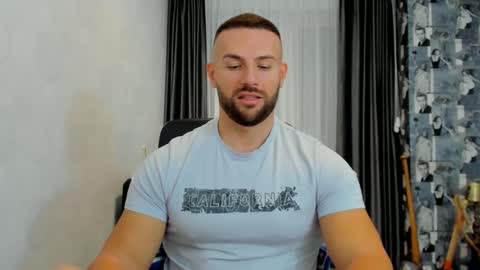 Snapshot of joshuamuscle69 chatting on 26, 1, 2025 joshuamuscle69 online show from 26, 1, 2025