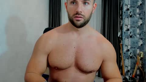 Snapshot of joshuamuscle69 chatting on 4, 2, 2025 joshuamuscle69 online show from 4, 2, 2025