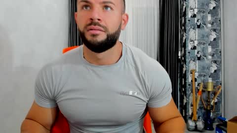 Snapshot of joshuamuscle69 chatting on 19, 9, 2025 joshuamuscle69 online show from 19, 9, 2025