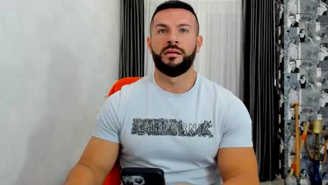 Snapshot of joshuamuscle69 chatting on 10, 10, 2025 joshuamuscle69 online show from 10, 10, 2025