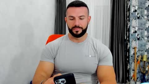 Snapshot of joshuamuscle69 chatting on 16, 10, 2025 joshuamuscle69 online show from 16, 10, 2025