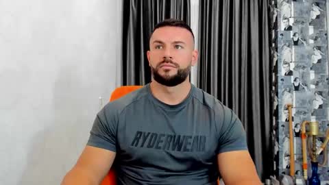 Snapshot of joshuamuscle69 chatting on 29, 10, 2025 joshuamuscle69 online show from 29, 10, 2025