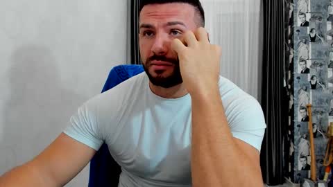 Snapshot of joshuamuscle69 chatting on 2, 12, 2025 joshuamuscle69 online show from 2, 12, 2025