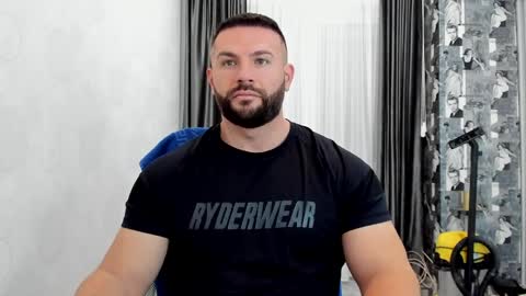 joshuamuscle69 online show from 12, 4, 2026