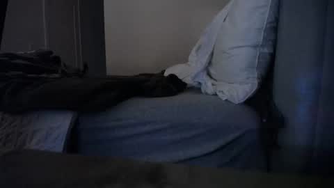 hotwifeyosh online show from 18, 4, 2026