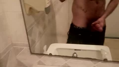 Snapshot of jossuaxxx chatting on 9, 1, 2026 JossuaXXX online show from 9, 1, 2026